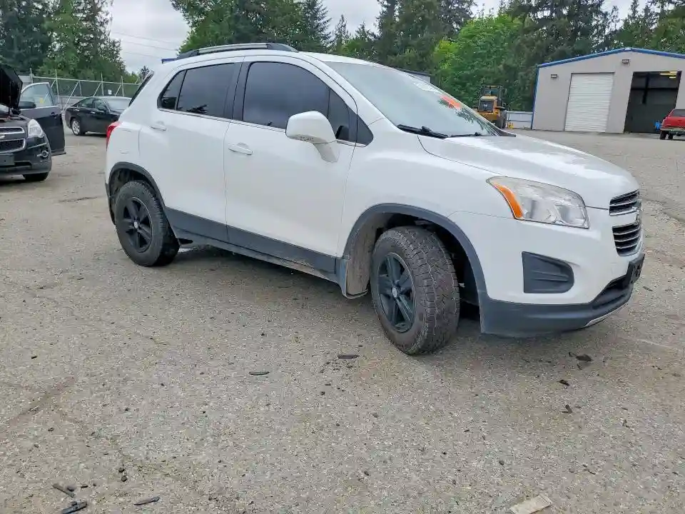 KL7CJPSB0GB587989 2016 CHEVROLET TRAX-3