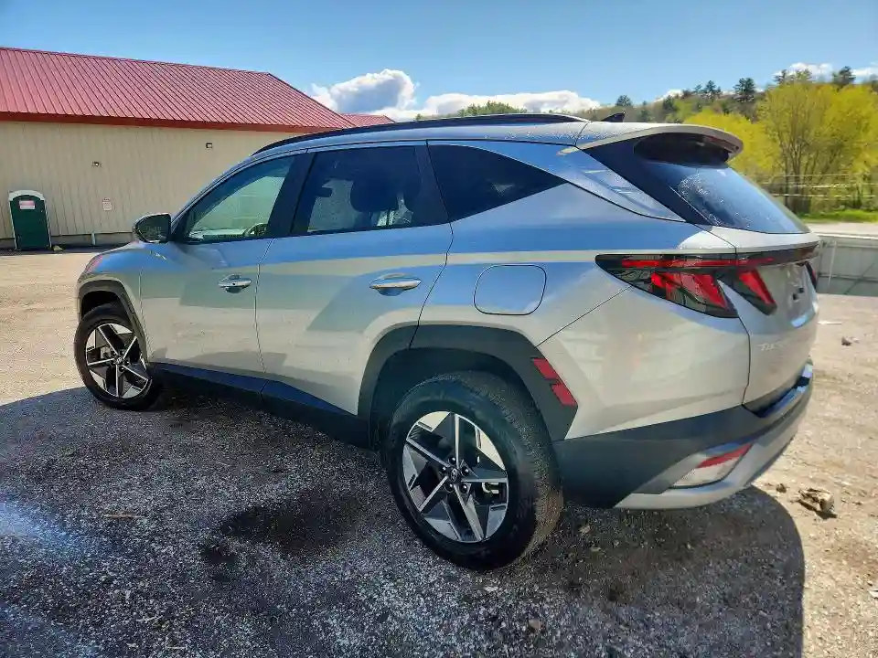 5NMJBCDE9TH659978 2026 HYUNDAI TUCSON-1