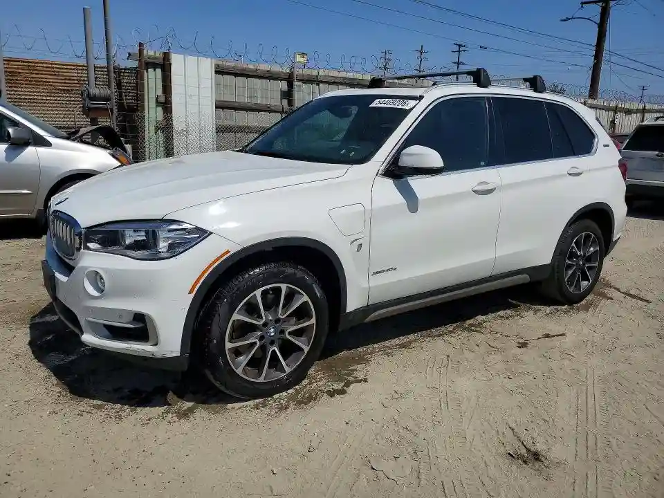 5UXKT0C58J0W00675 2018 BMW X5-0