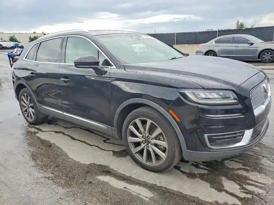 2LMPJ6K95KBL35282 2019 LINCOLN NAUTILUS-3