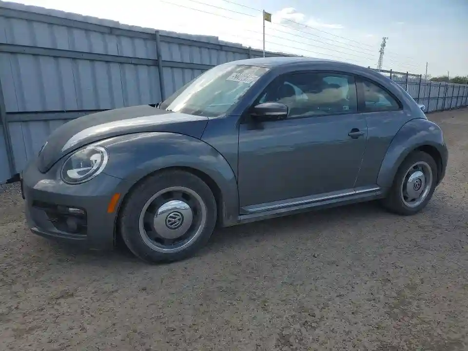3VWJ17AT0HM632828 2017 VOLKSWAGEN BEETLE-0