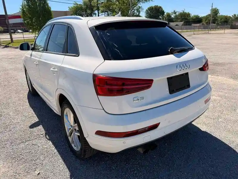 WA1BCCFS2JR018632 2018 AUDI Q3-2