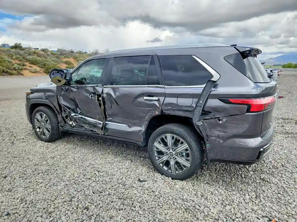 7SVAAABA9RX040245 2024 TOYOTA SEQUOIA-1