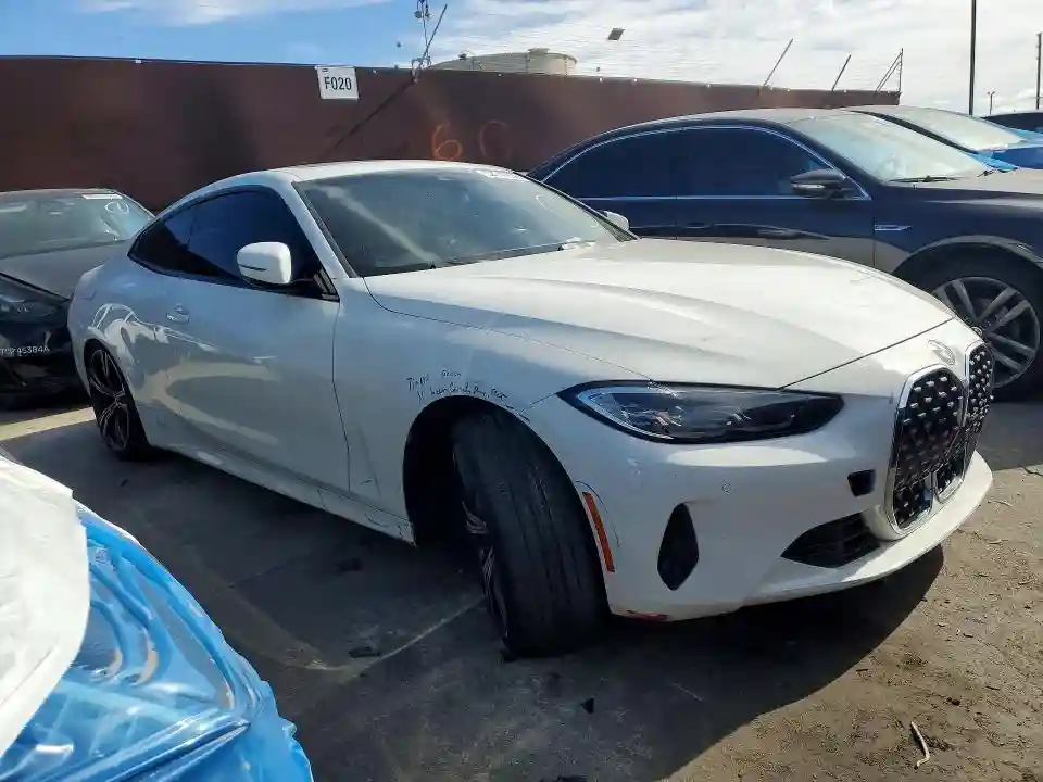 WBA53AP03MCF36647 2021 BMW 4 SERIES-3