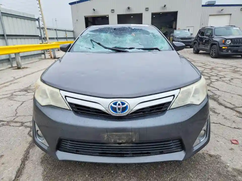 4T1BD1FK5DU066551 2013 TOYOTA CAMRY SOLA-4