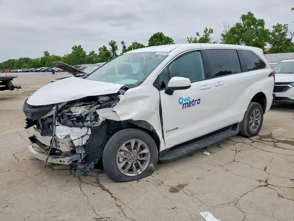 5TDKRKEC6SS256284 2025 TOYOTA SIENNA-0