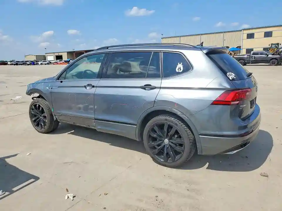 3VV3B7AX2MM117675 2021 VOLKSWAGEN TIGUAN-1