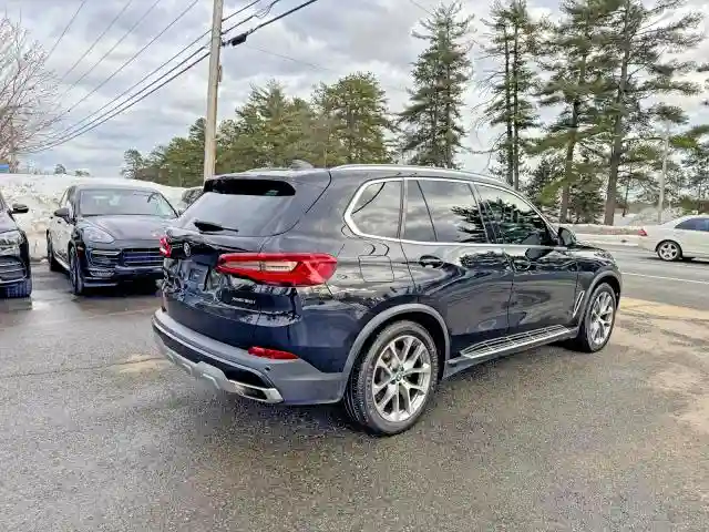 5UXJU2C51KLN65059 2019 BMW X5-2
