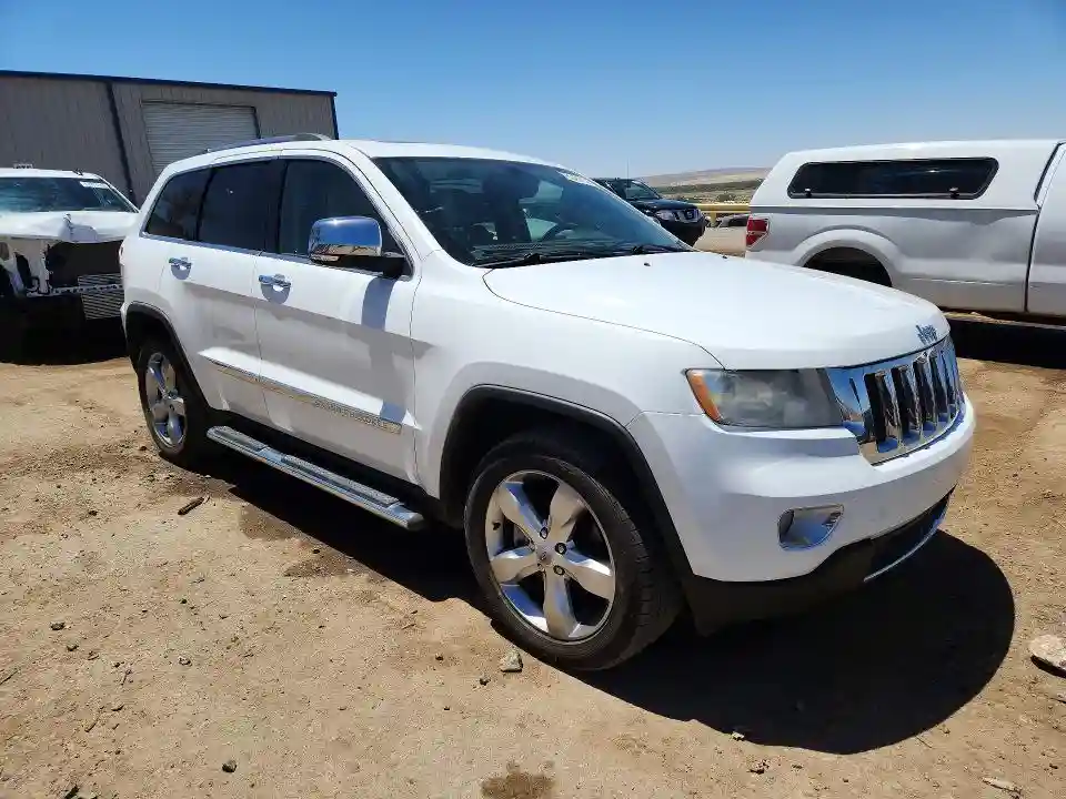 1C4RJFCT3DC596576 2013 JEEP CHEROKEE-3