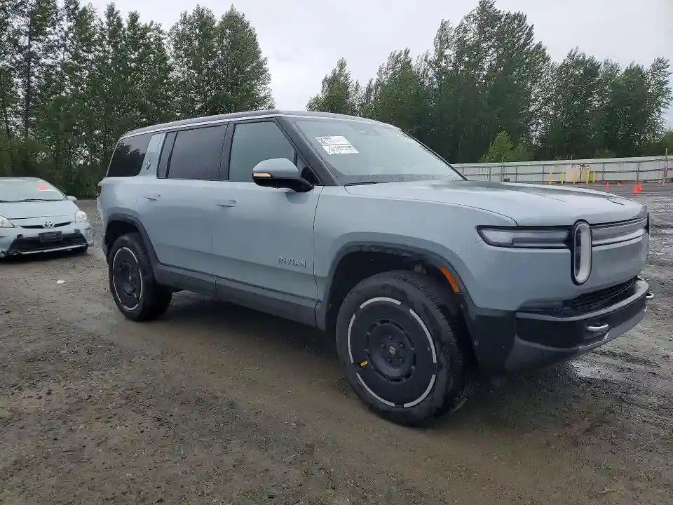 7PDSGBBA0SN051681 2025 RIVIAN RIS-3