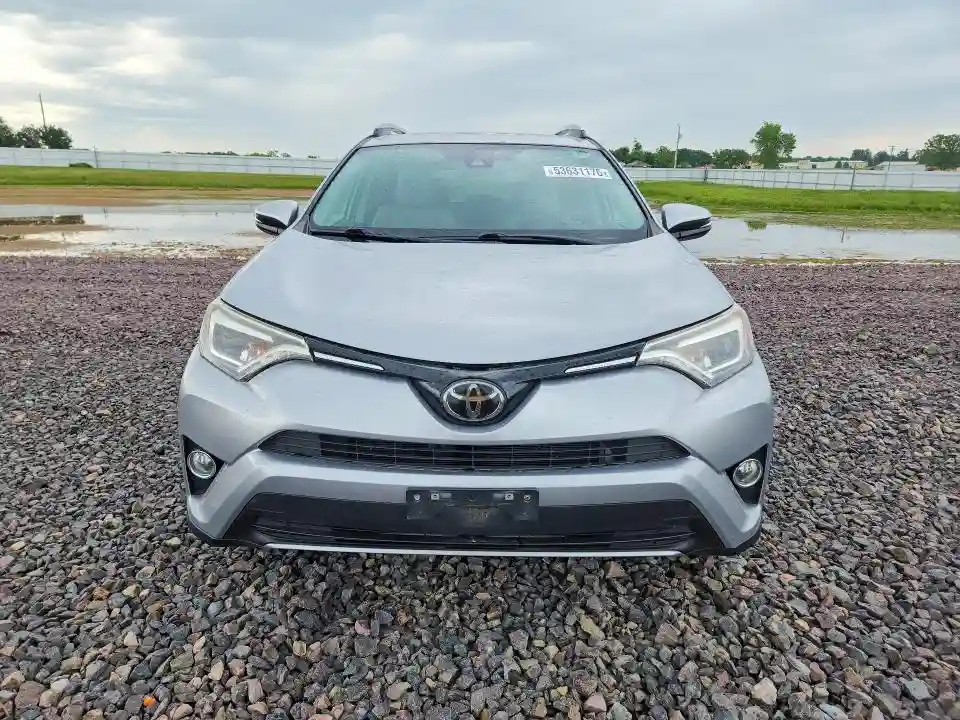 2T3DFREV5JW702899 2018 TOYOTA RAV4-4