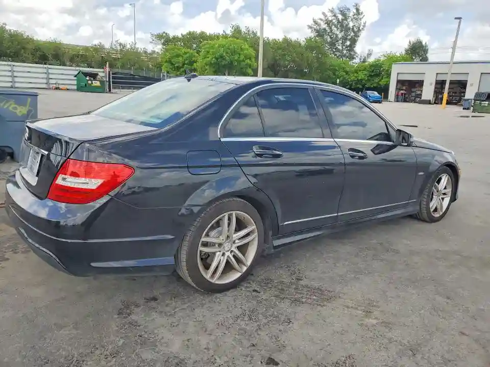 WDDGF4HB9CR215862 2012 MERCEDES-BENZ C-CLASS-2