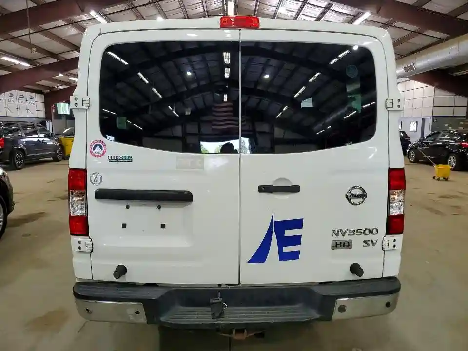 5BZAF0AA6CN200494 2012 NISSAN NV-5