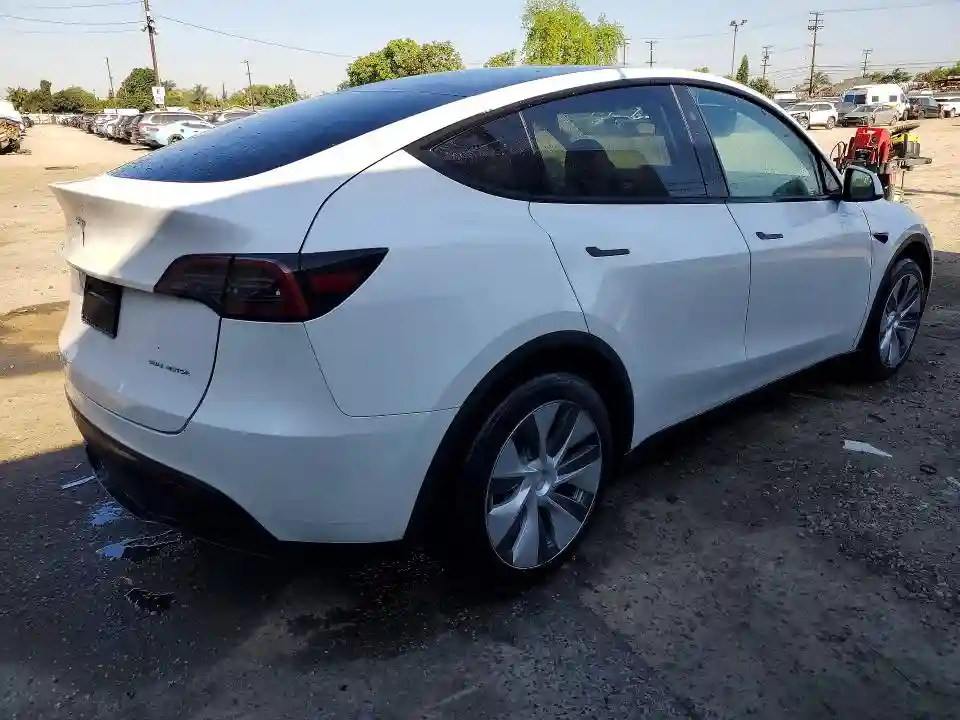 7SAYGDEE5PF866981 2023 TESLA MODEL Y-2
