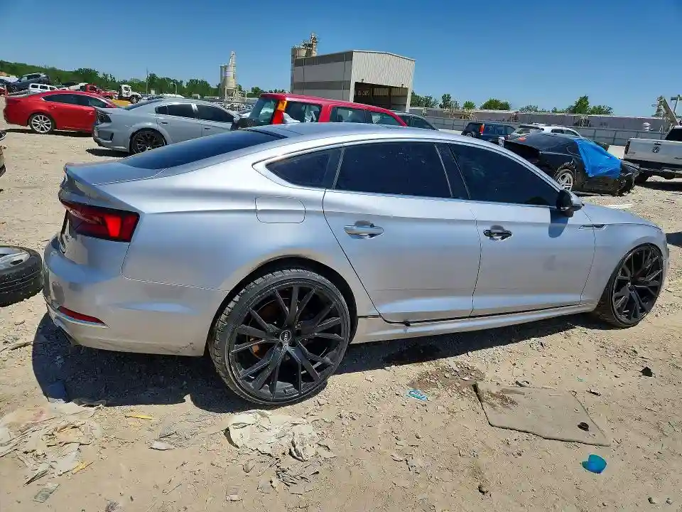 WAUANCF56KA054472 2019 AUDI A5-2
