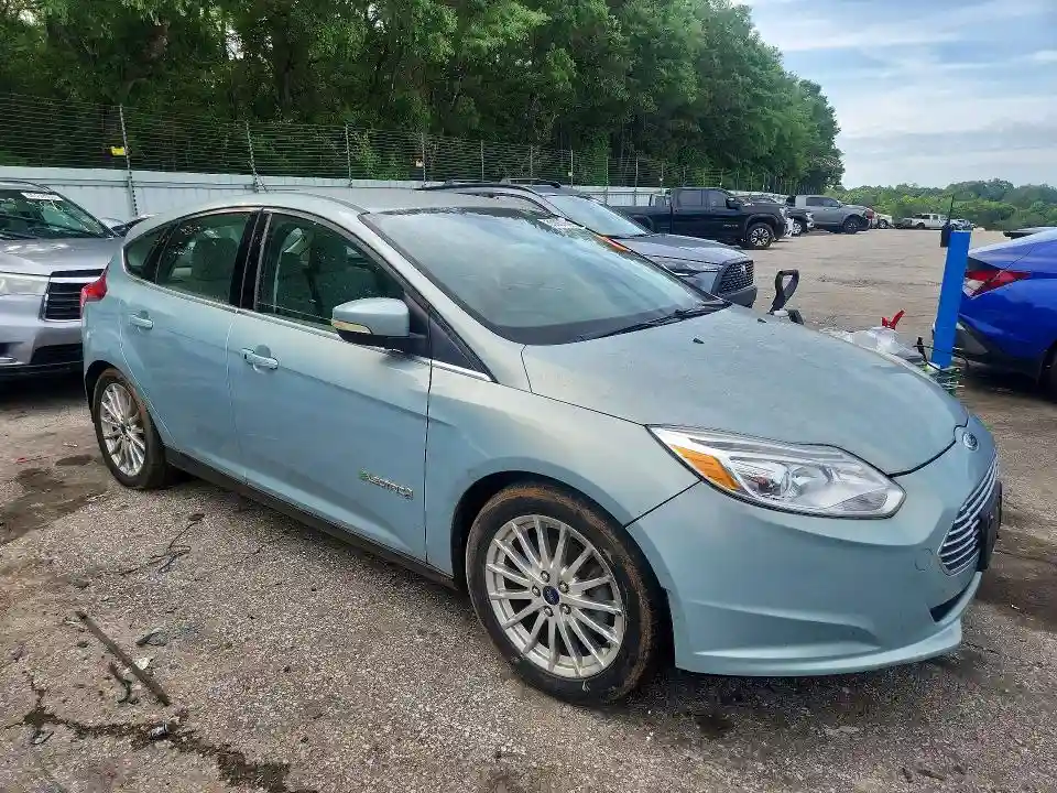 1FADP3R45EL259986 2014 FORD FOCUS-3