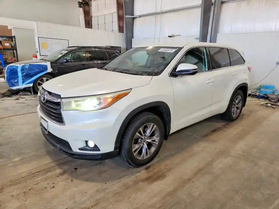 2016 TOYOTA HIGHLANDER