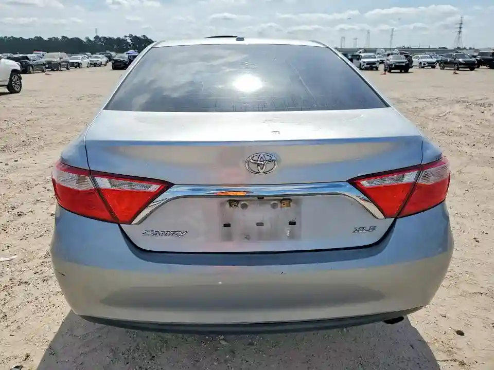 4T1BF1FK9HU439882 2017 TOYOTA CAMRY XLE-5