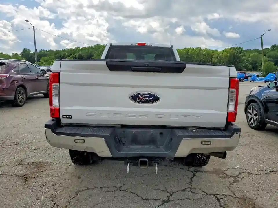 1FTBF2B67KEE71881 2019 FORD F250-5