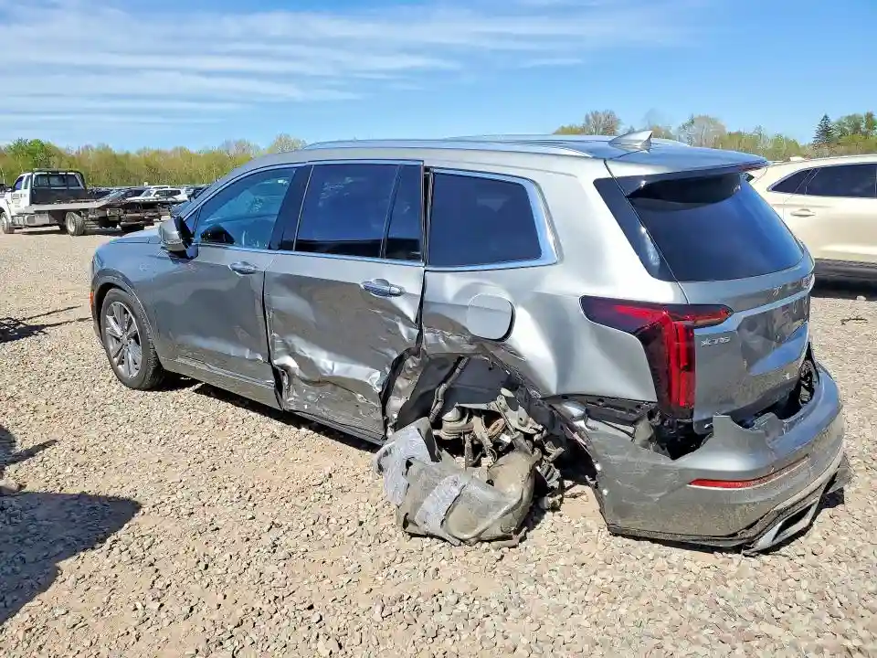 1GYKPDRS0SZ110670 2025 CADILLAC XT6-1