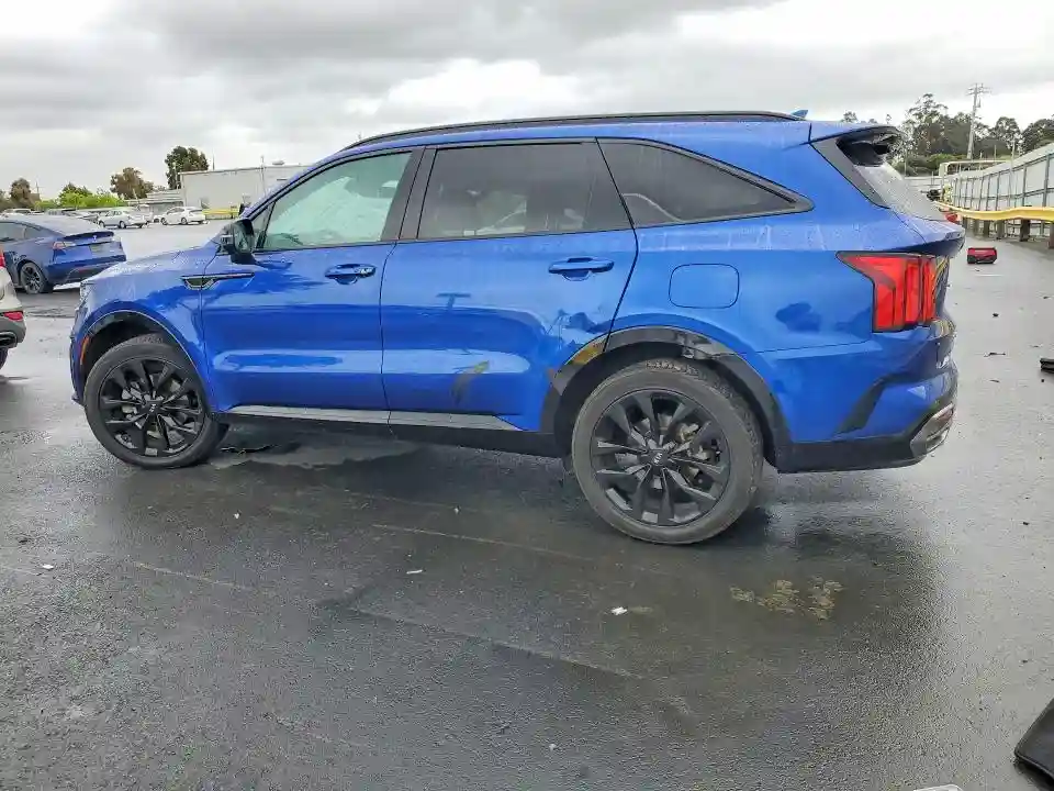 5XYRK4LFXMG012438 2021 KIA SORENTO-1