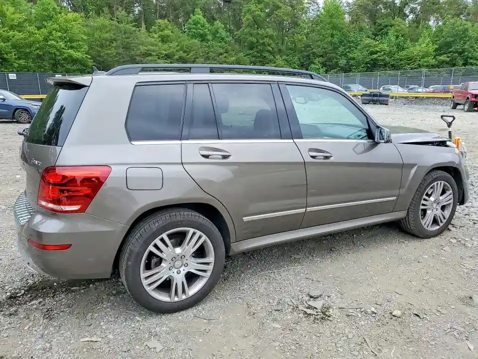 WDCGG8JB2FG348580 2015 MERCEDES-BENZ GLK-CLASS-2