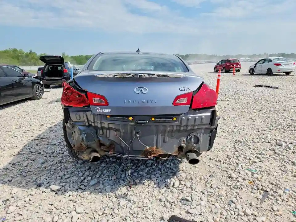 JN1CV6AR4BM409678 2011 INFINITI G37-5