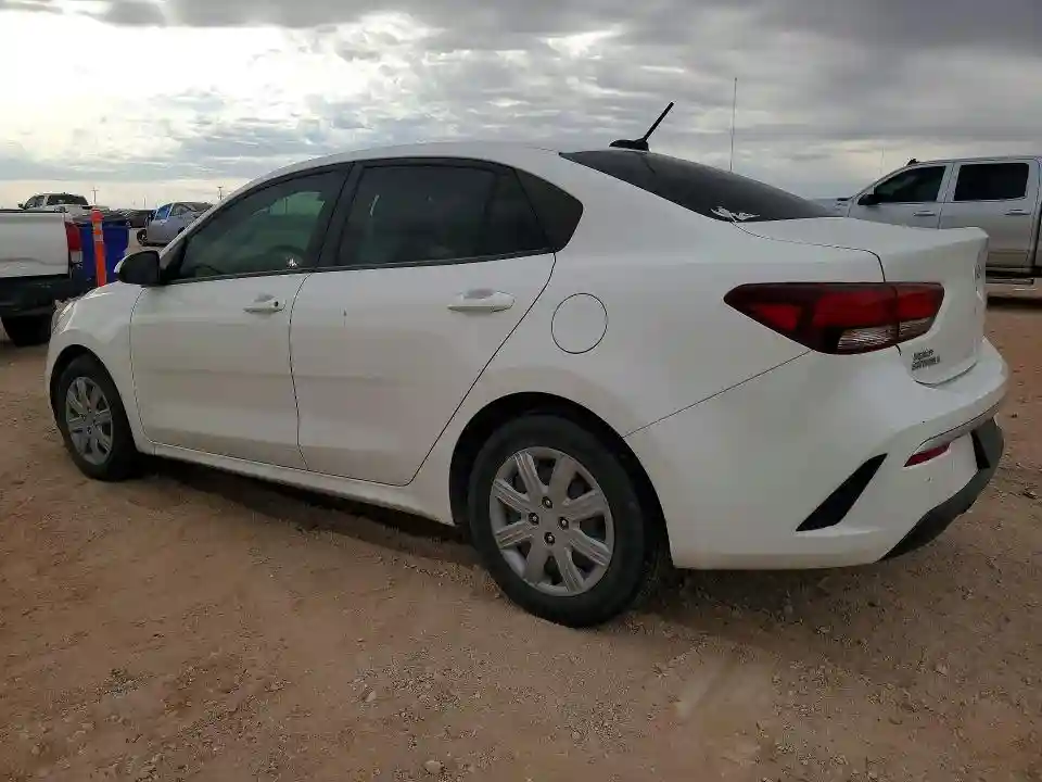 3KPA24AD4NE480226 2022 KIA RIO-1