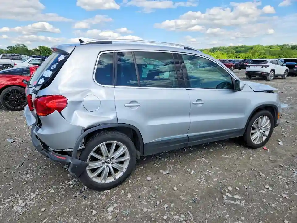 WVGAV7AX1FW516704 2015 VOLKSWAGEN TIGUAN-2