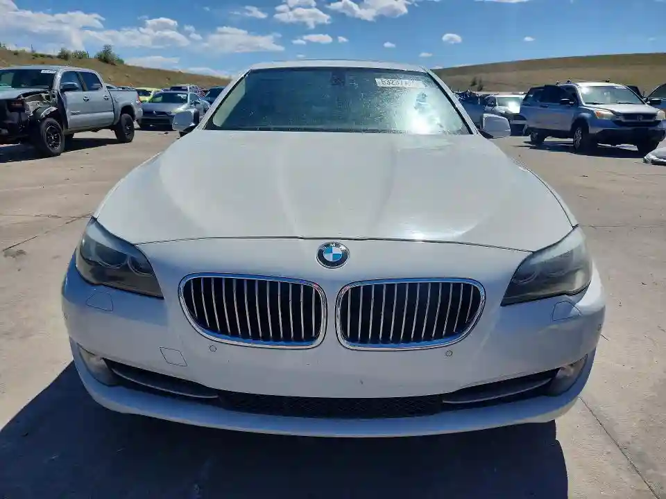 WBAXG5C5XCDW24039 2012 BMW 5 SERIES-4