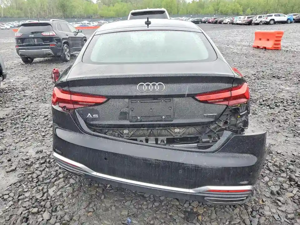 WAUDACF52MA039379 2021 AUDI A5-5
