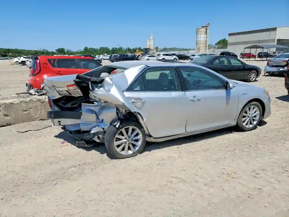 4T1BD1FK2DU078706 2013 TOYOTA CAMRY SOLA-2