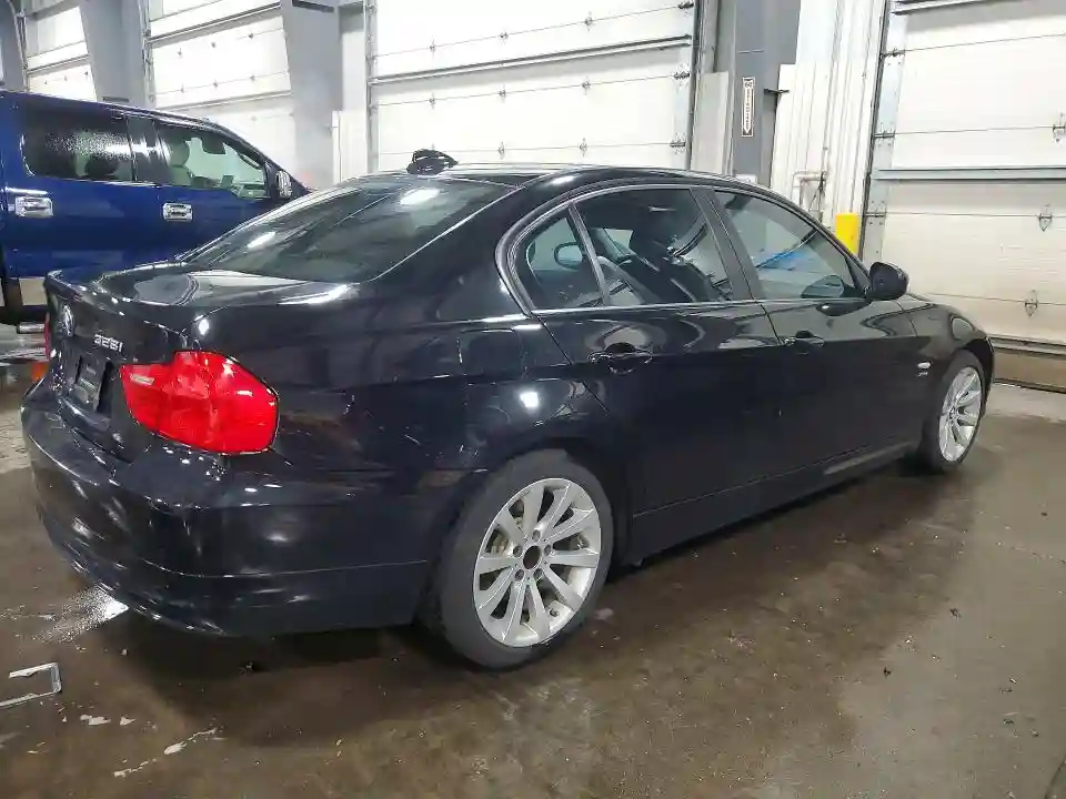 WBAPK7C5XBA817155 2011 BMW 3 SERIES-2