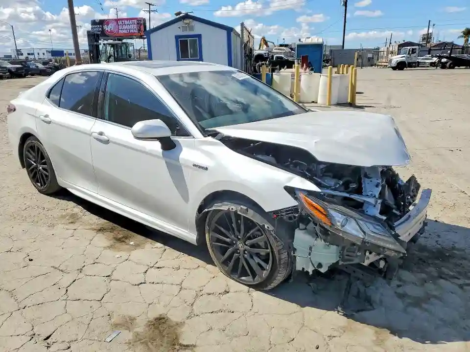 4T1K31AK2MU551899 2021 TOYOTA CAMRY-3