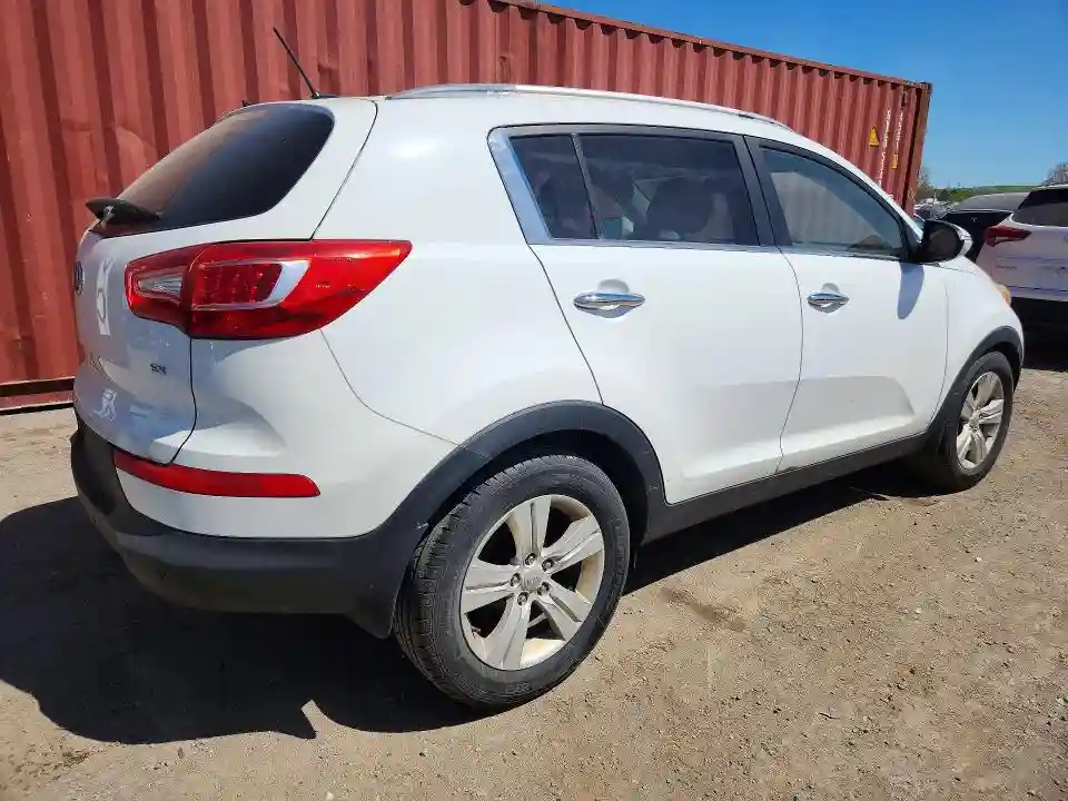 KNDPC3A22B7175996 2011 KIA SPORTAGE-2
