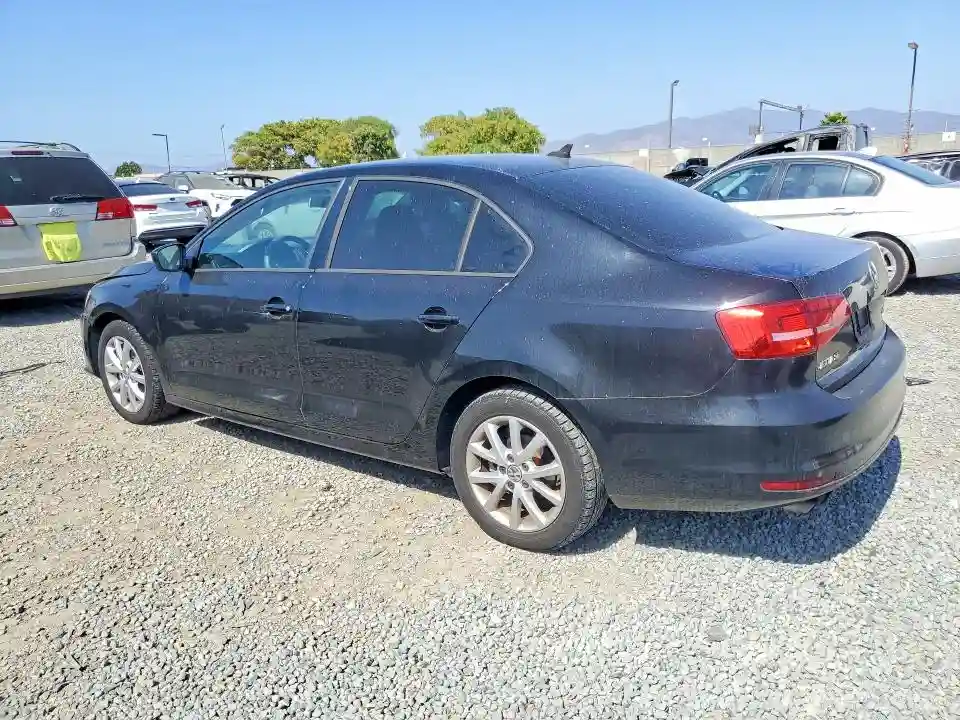 3VWD17AJ5FM260962 2015 VOLKSWAGEN JETTA-1