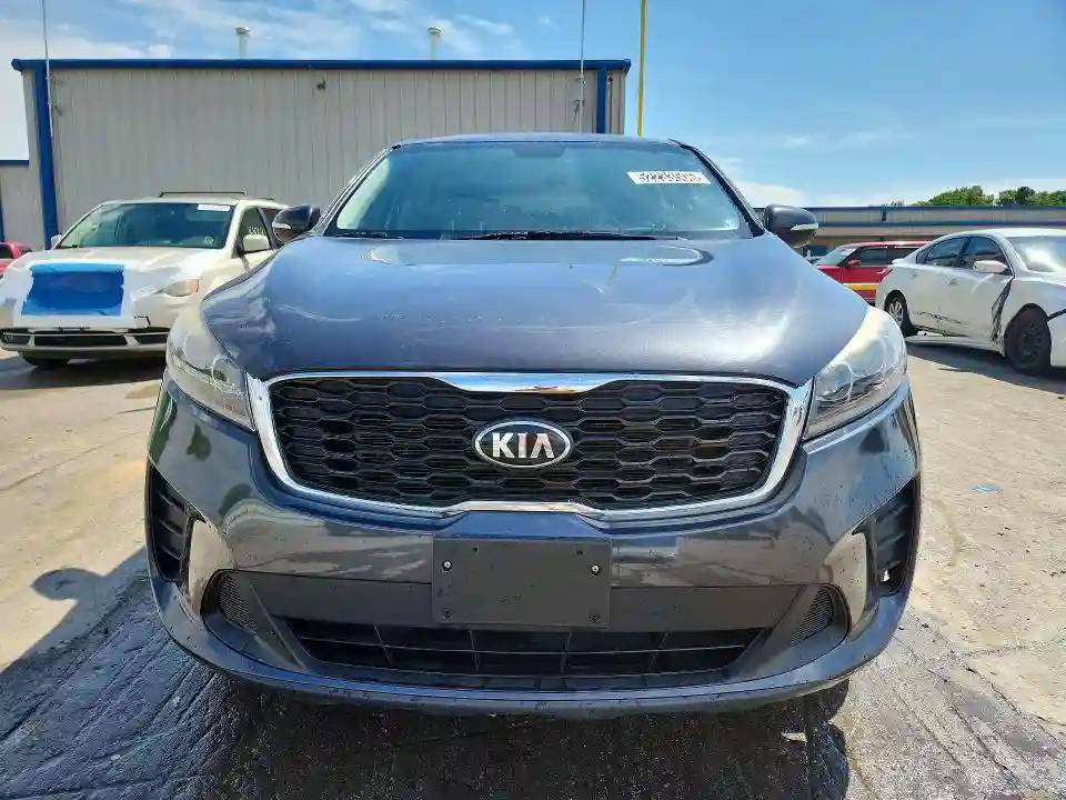 5XYPG4A58KG488090 2019 KIA SORENTO-4