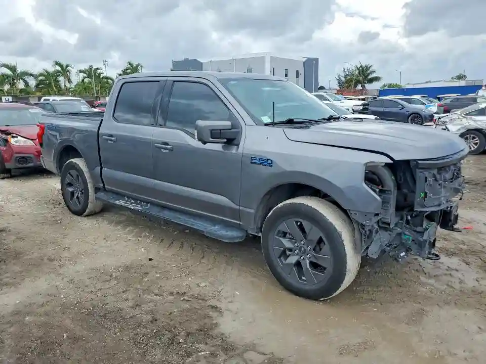 1FT6W5L73RWG13125 2024 FORD F150 LIGHT-3