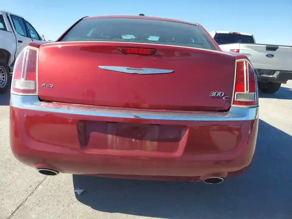 2C3CK6CT4BH530233 2011 CHRYSLER 300-5