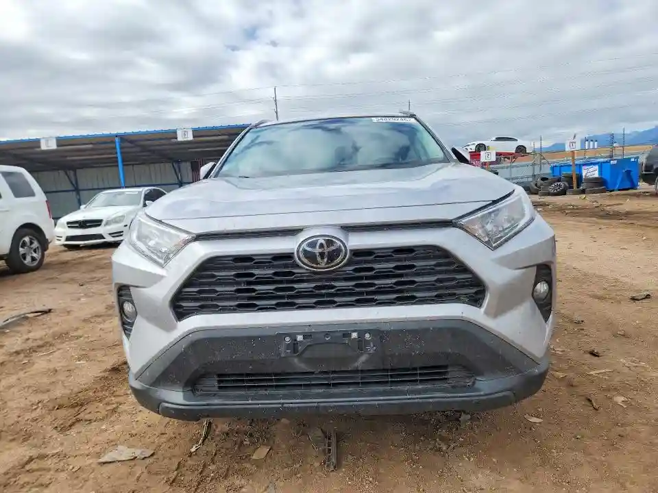 2T3P1RFV2MC201808 2021 TOYOTA RAV4-4