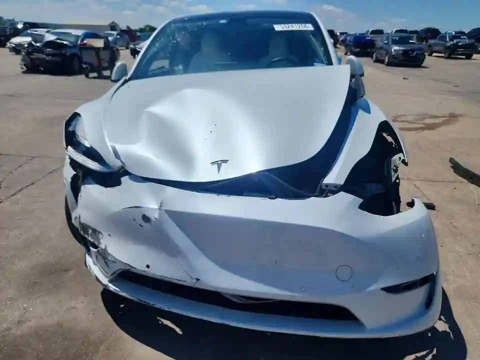 5YJYGDEE6LF014498 2020 TESLA MODEL Y-4