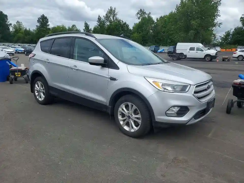 1FMCU9GD0JUA44021 2018 FORD ESCAPE-3