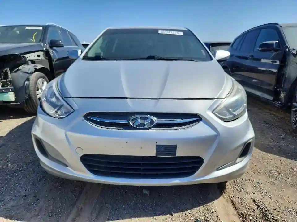 KMHCT5AE0HU320172 2017 HYUNDAI ACCENT-4
