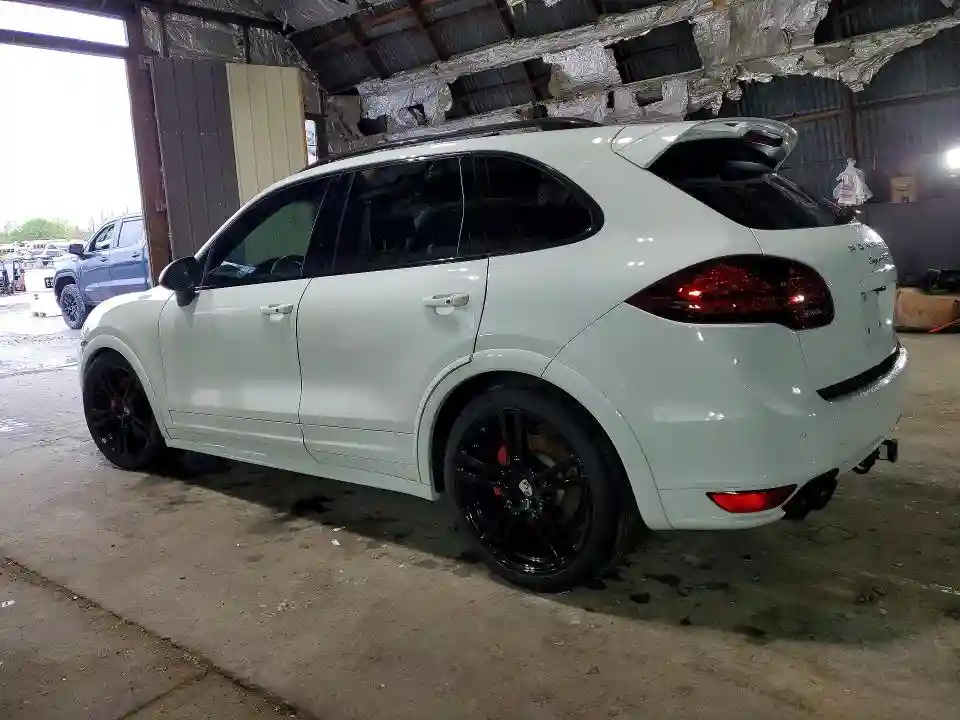WP1AD2A25DLA71668 2013 PORSCHE CAYENNE-1