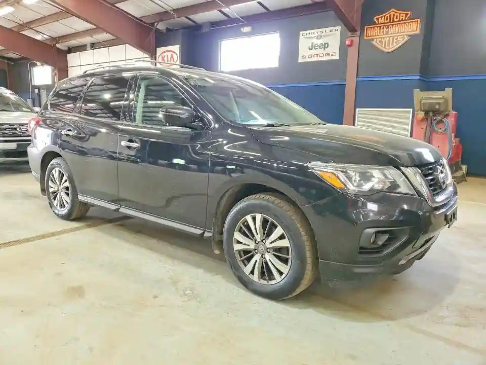 5N1DR2MM8HC647428 2017 NISSAN PATHFINDER-3
