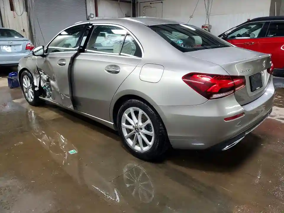 WDD3G4FB5KW018945 2019 MERCEDES-BENZ A-CLASS-1
