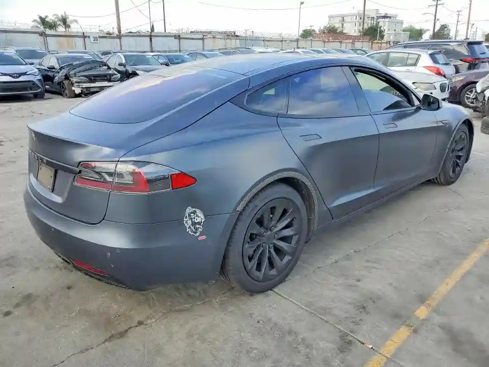 5YJSA1E16GF161090 2016 TESLA MODEL S-2