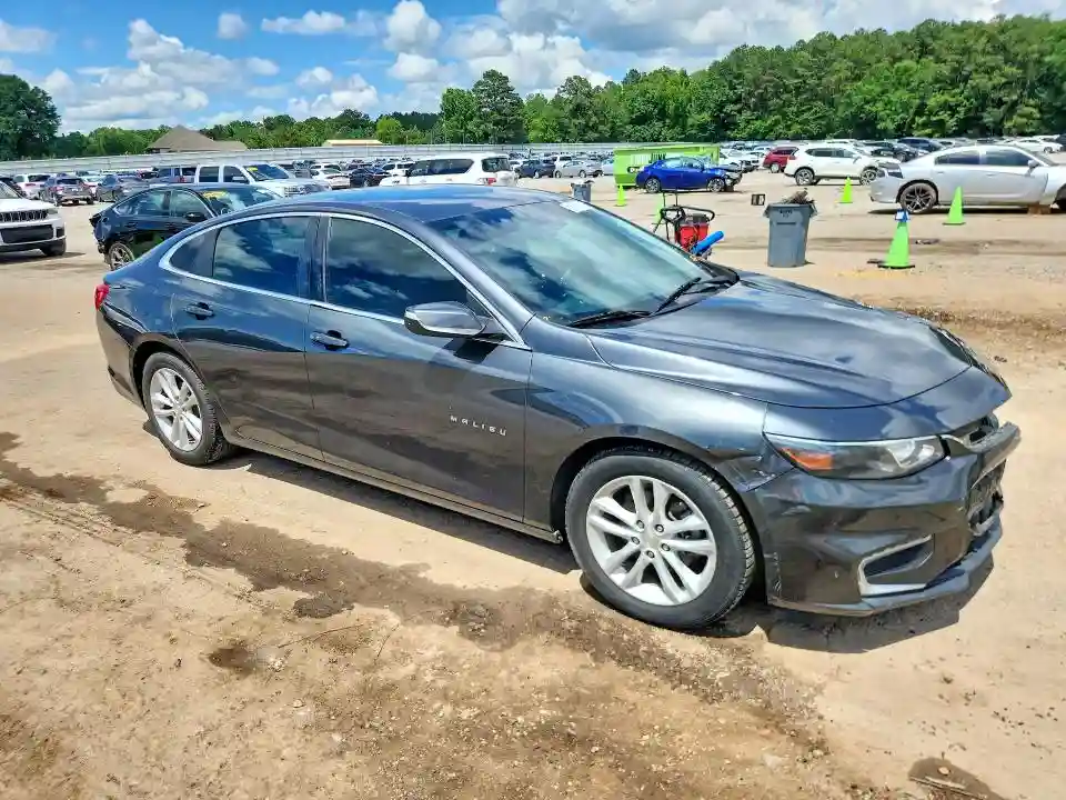 1G1ZE5ST0HF195581 2017 CHEVROLET MALIBU-3