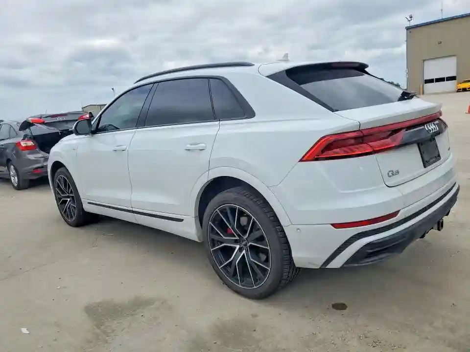 WA1FVAF13LD014046 2020 AUDI Q8-1