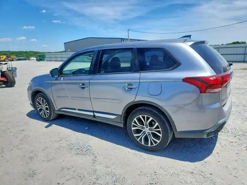JA4AZ3A39HZ058873 2017 MITSUBISHI OUTLANDER-1